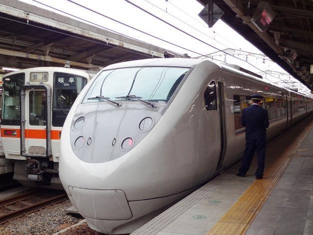 JR名古屋駅発着の特急列車たち: letuce's room